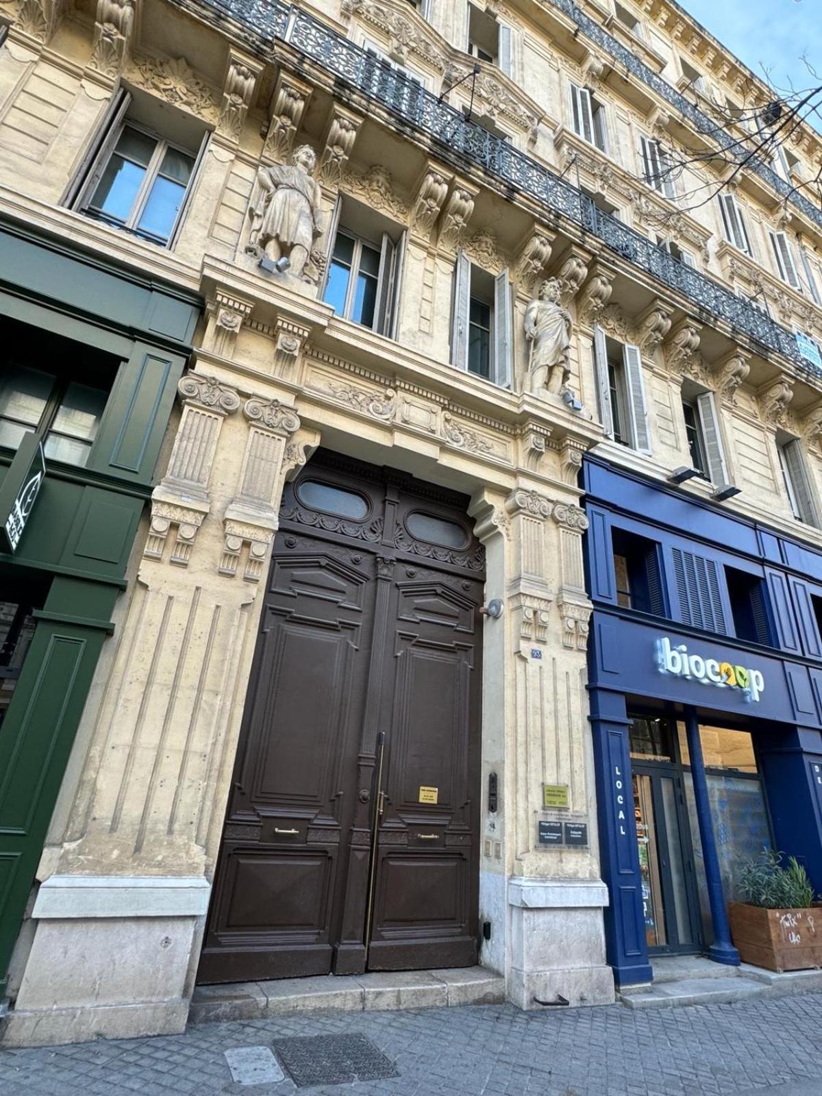 Appartemment Rue De La Republique, Joli Et Moderne Au Coeur Du Centre Marseilles Exterior foto